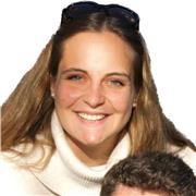 Puedo adaptarme a cualquier nivel de estudiante de primaria a bachillerato ya que actualmente curso un grado universitario en derecho. También hice parte de la carrera de ingeniería naval por lo que podría dar clase tanto de filosofía como de matemáticas.